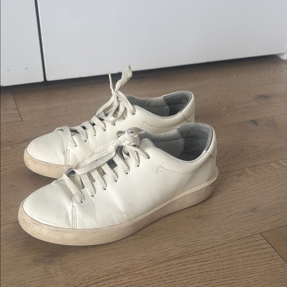 Everlane White Casual Sneakers